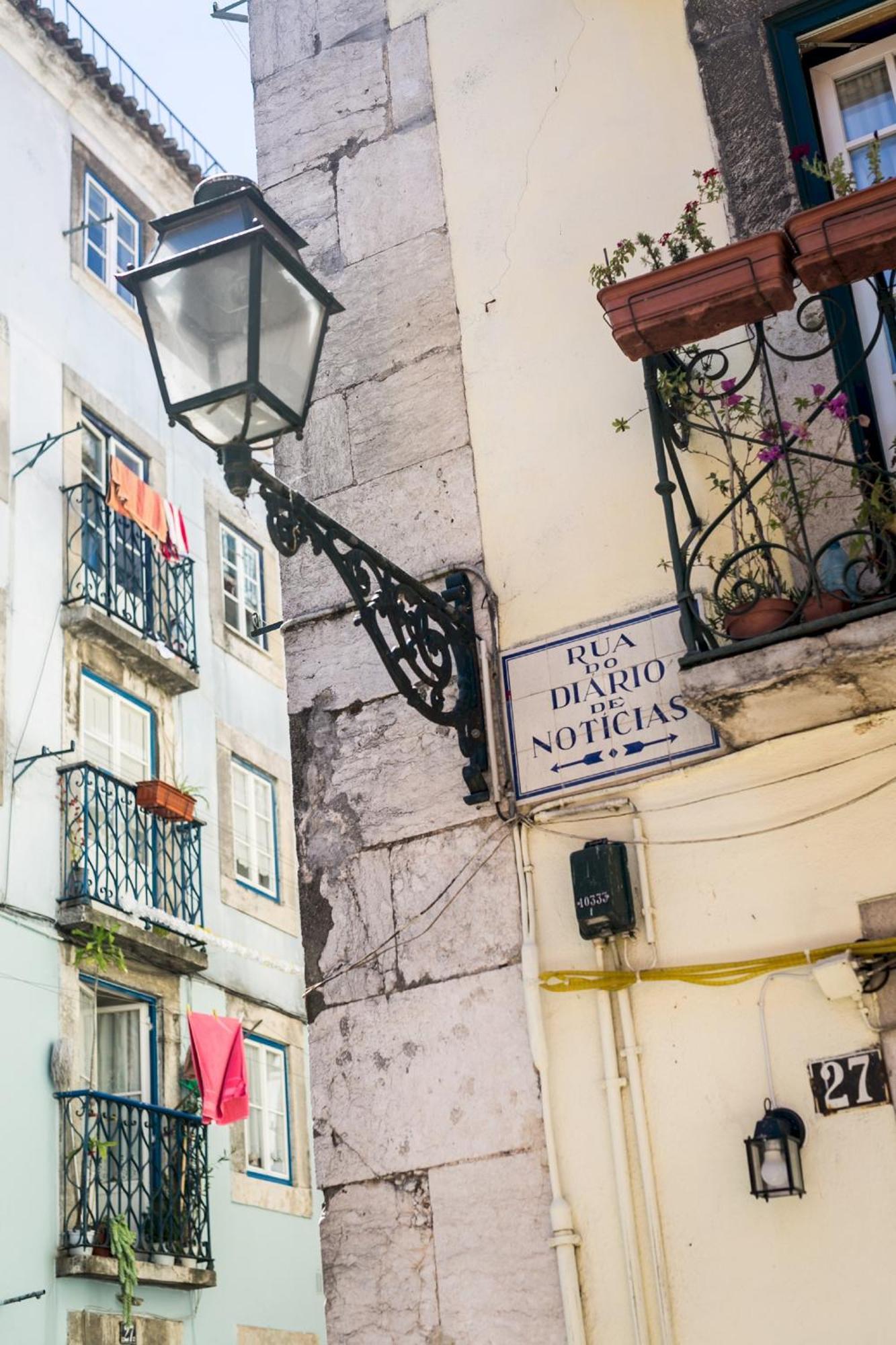 Master Deco Gem In Bairro Alto Apartment Lisbon Exterior photo